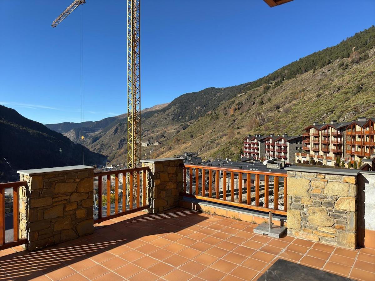 Rustico Con Vistas A *